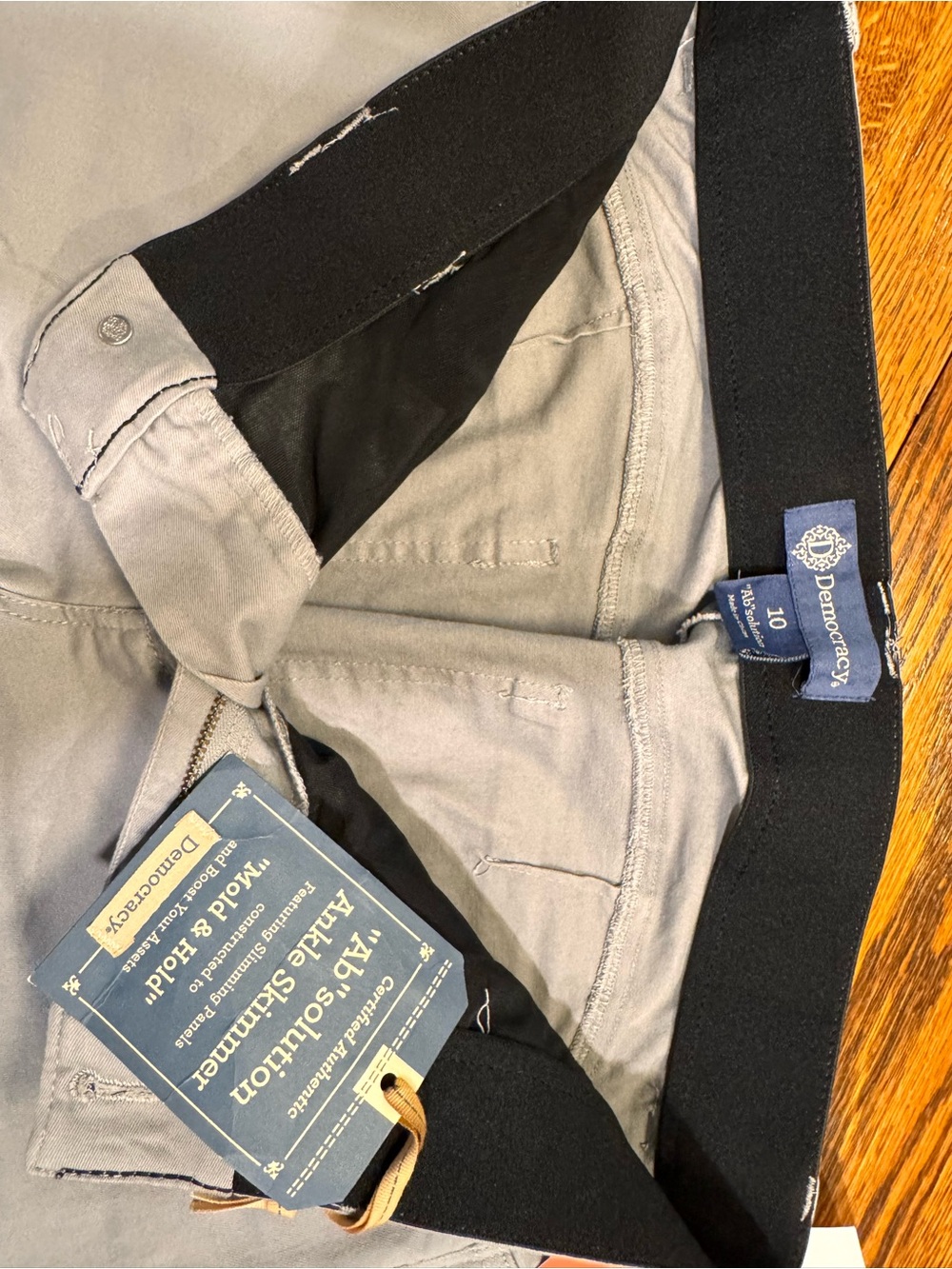 Democracy Ab solutions Ankle Pants in Light Gray with Black Waistband - Picture 2 of 2